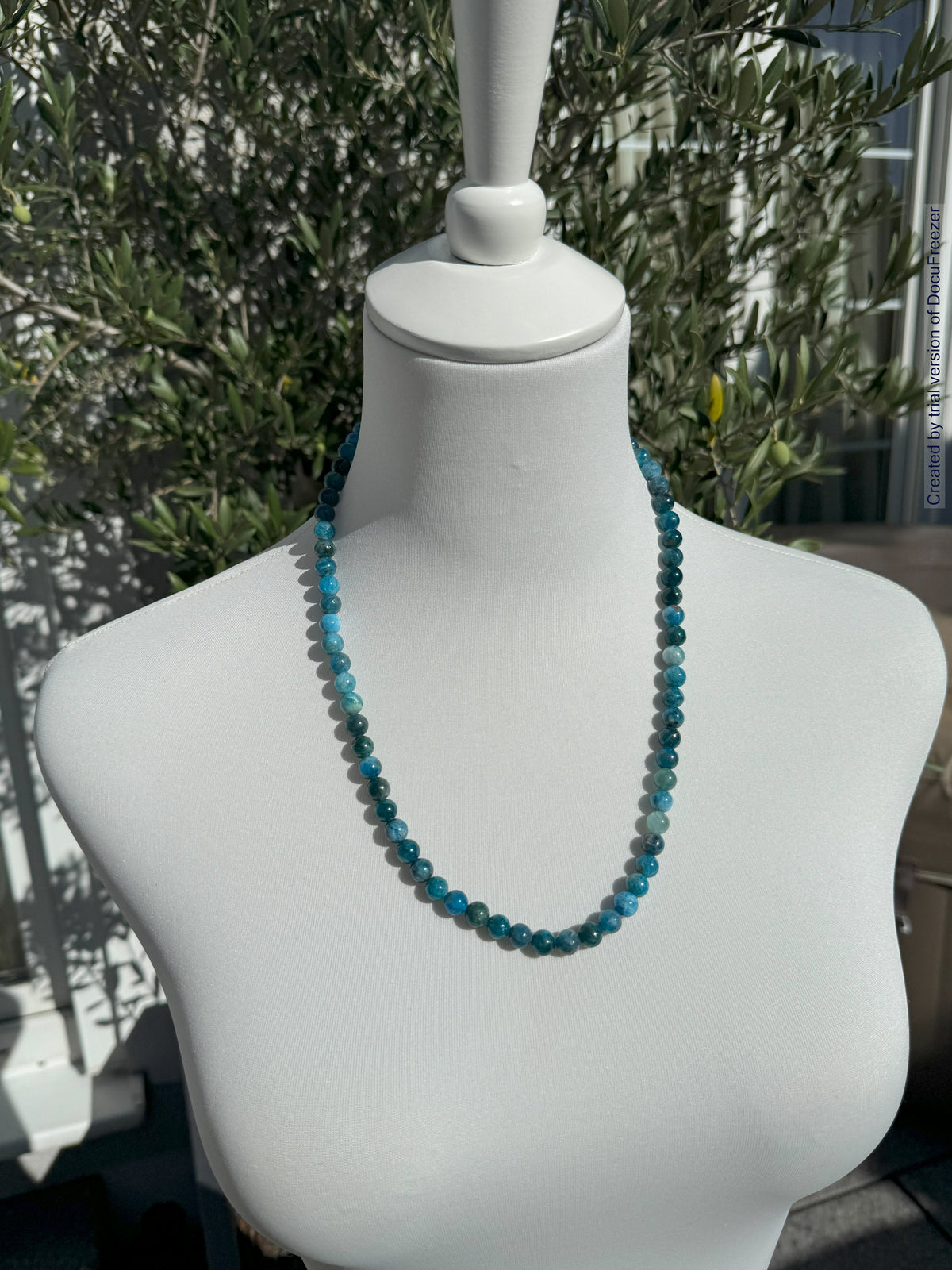 Kette aus blauem Apatit -Perlen 8 mm -verschiedene Längen - 1 Stück - crystal paradise