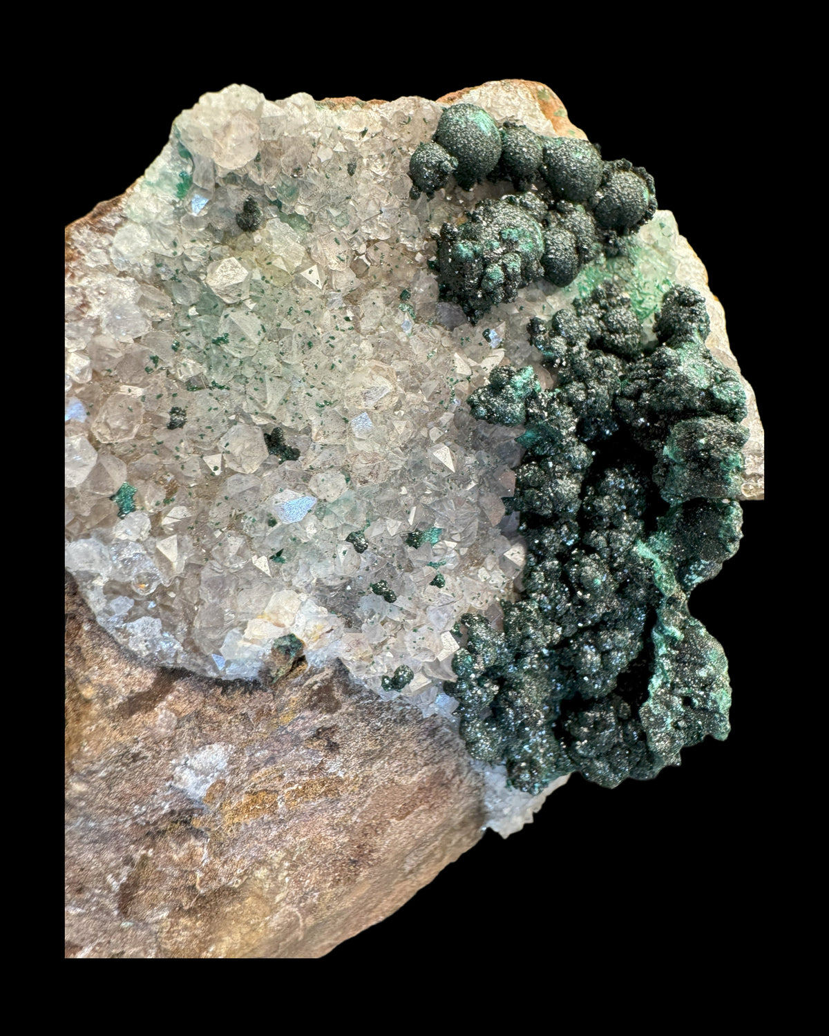 seltener kugeliger Malachit in Kongo Quarz 837g mit Dolomit Matrix aus Kambove