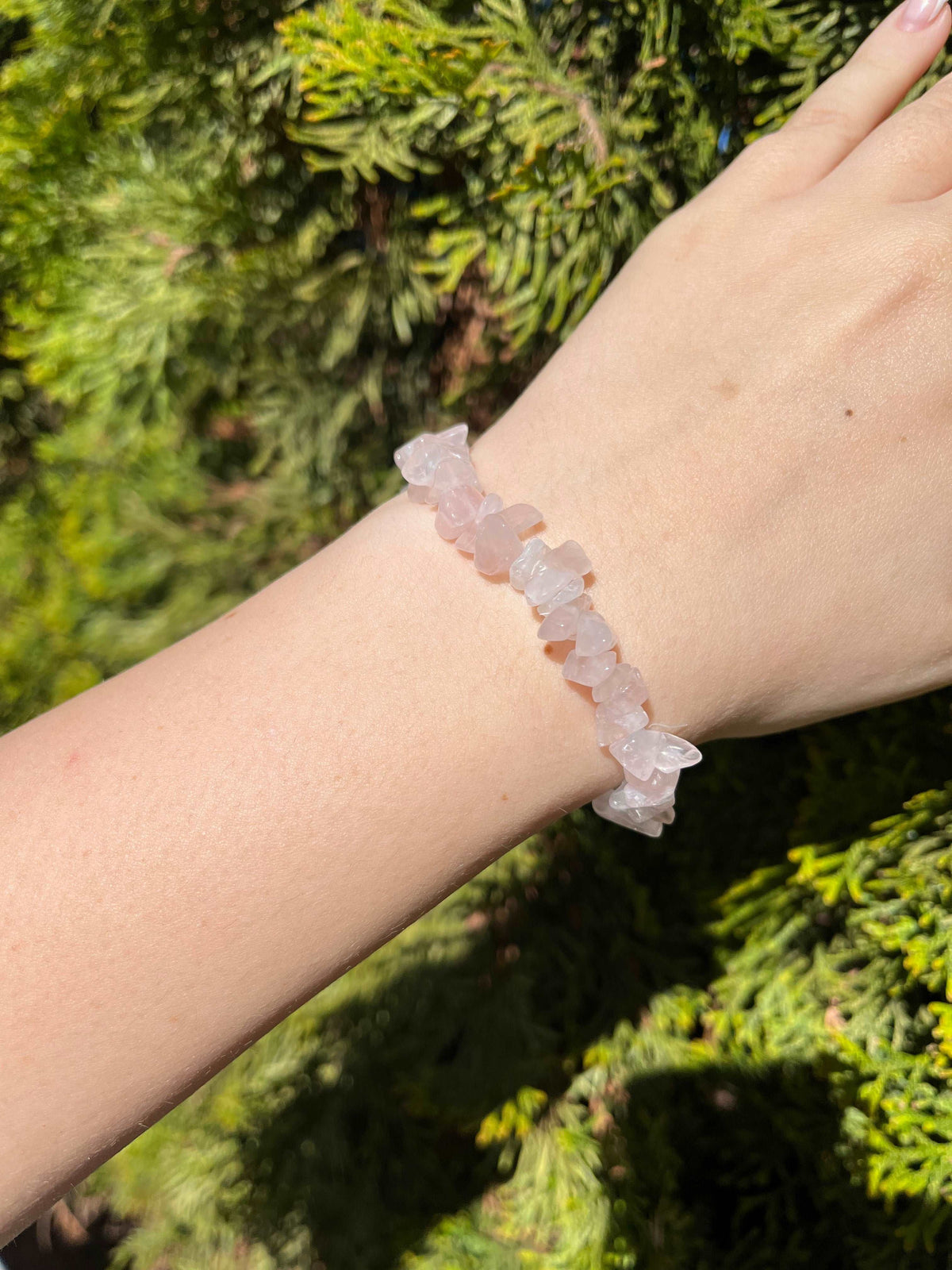Armband aus Rosenquarz-Chipstone-Perlen - 1 Stück