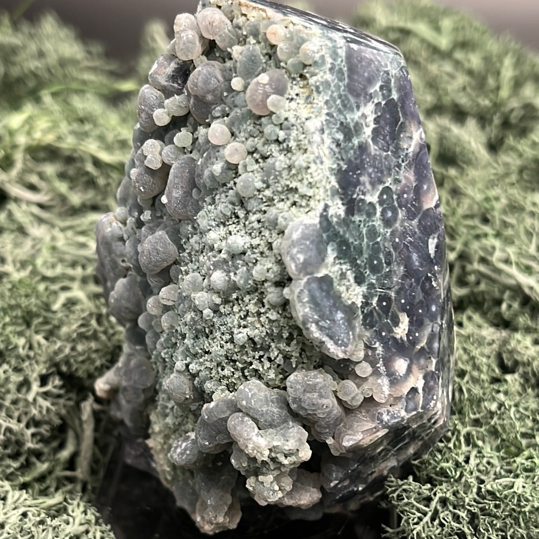 Trauben Achat Freeform aus Indonesien (279g) - mit violetten und grünlichen Trauben - crystal paradise