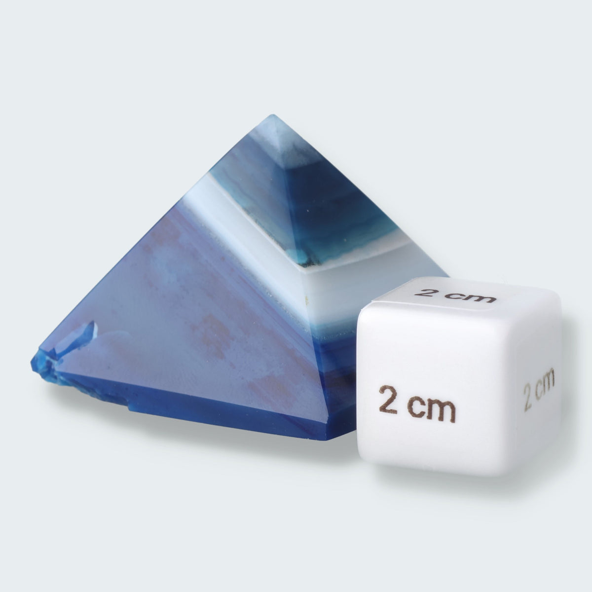 Achatpyramide blau-weiss (3,5 cm) aus Brasilien (B-Ware) – Ansicht 3