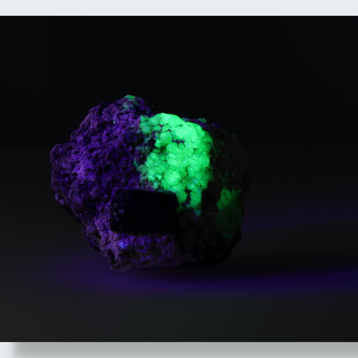 Hyalith (UV Reaktiv) und Schörl Turmalin aus Namibia (164g) – Ansicht 2