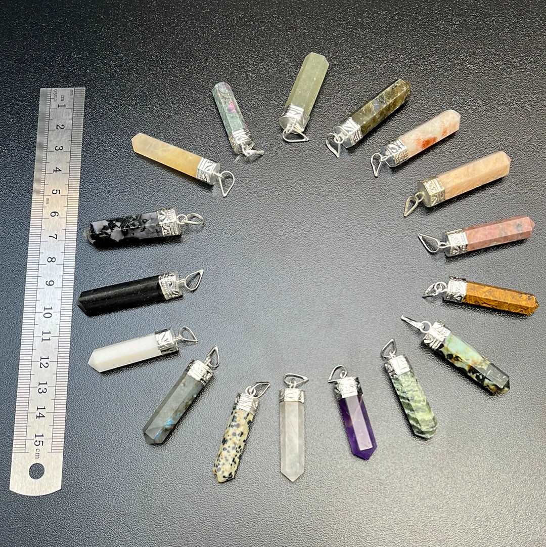 Achat Pendel kaufen – 10 Mystery Anhänger aus echtem Achat in verschiedenen Farben und Mustern