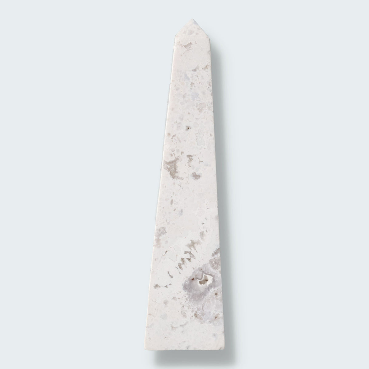 Schneeachat Obelisk (150 - 250 g)